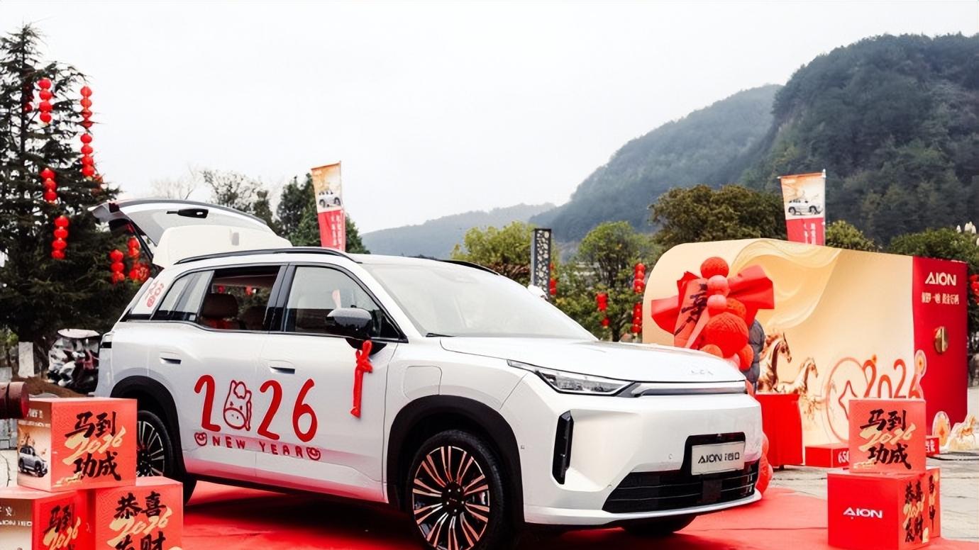 三年30款新车攻势，冯煜以“科技满配”重塑昊铂埃安产品矩阵