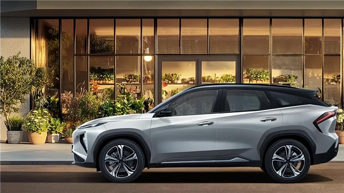 家庭新旗舰！吉利银河V900预售启动，31.98万起开抢