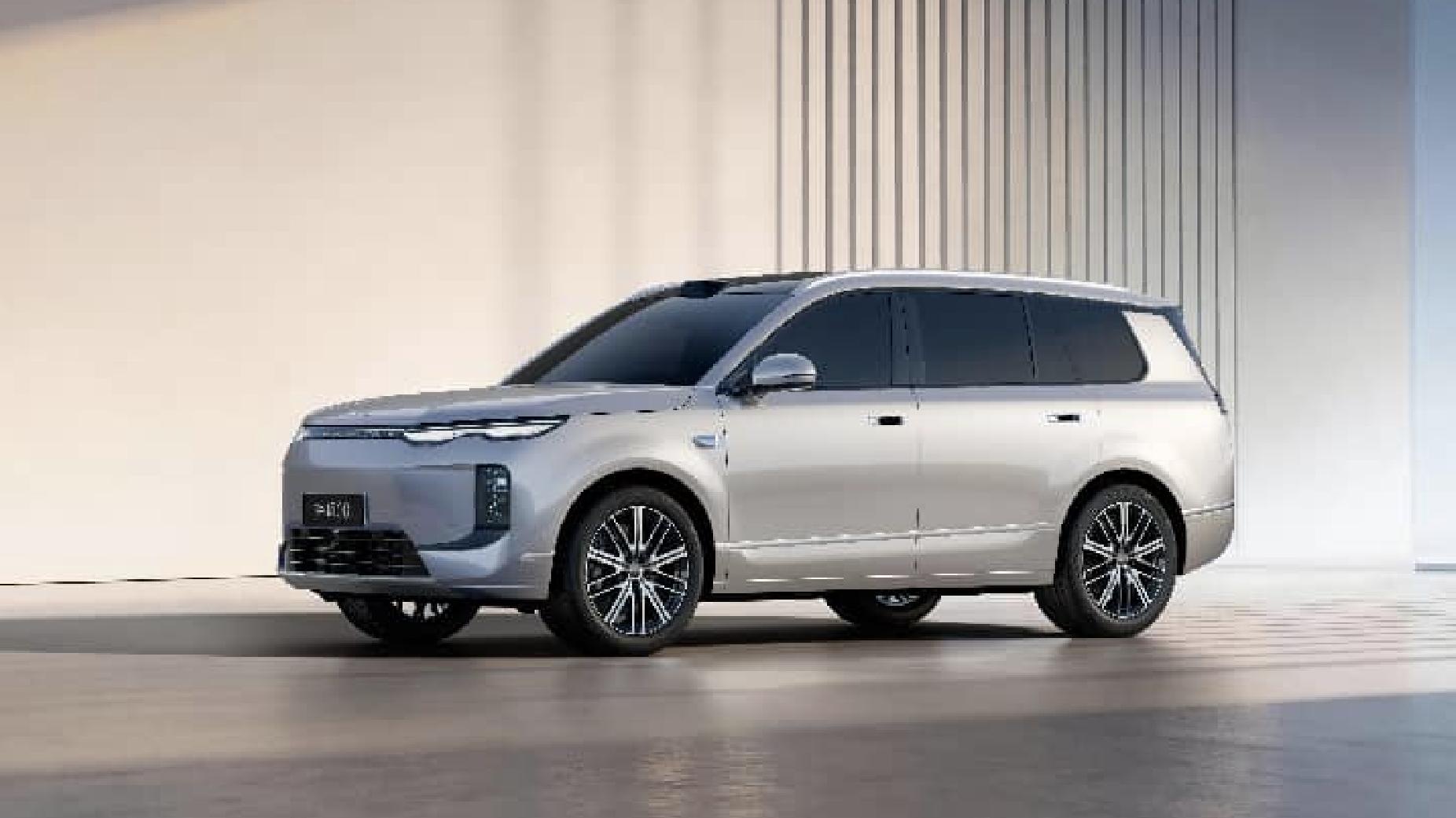 532尺寸、五六座、还有大电池+闪充，海狮08北京首秀