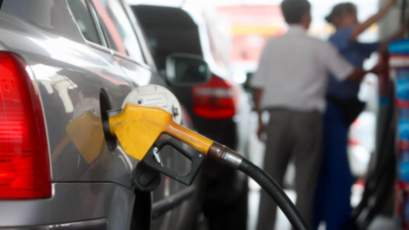 推荐加92号汽油，加95号汽油会更好吗？