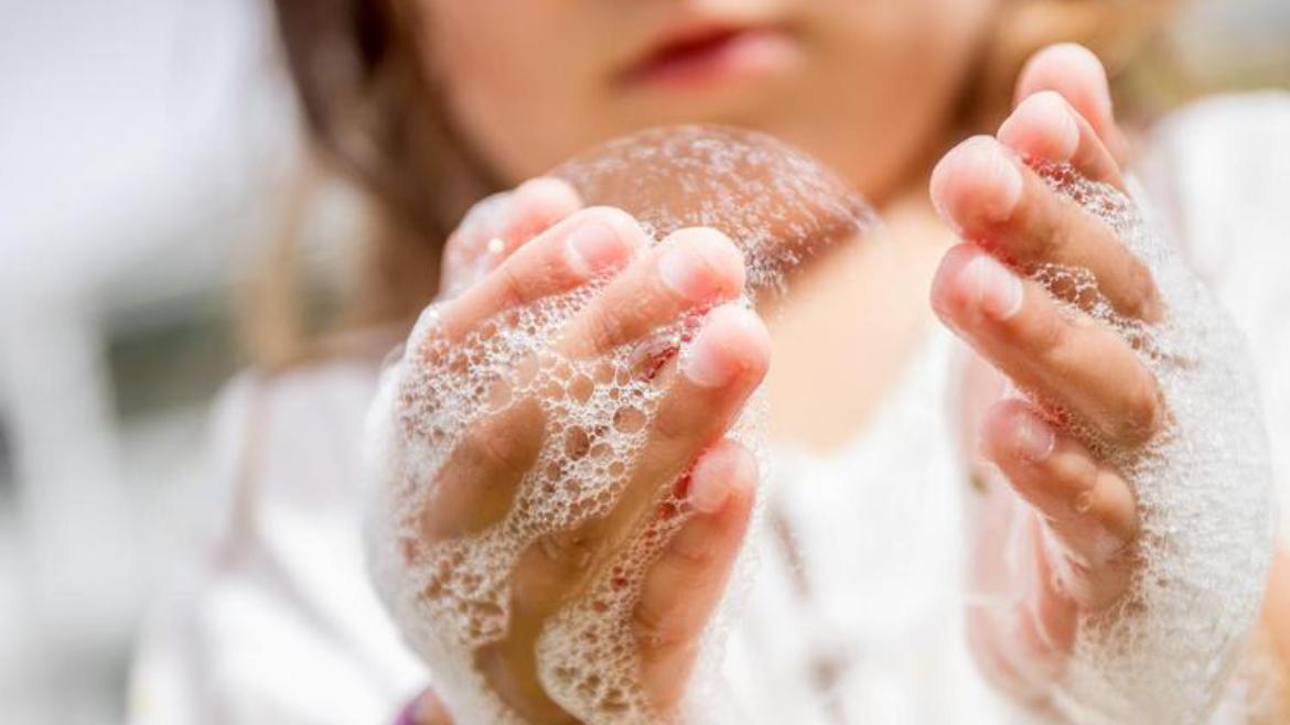 怀孕多久显怀？这些因素比你想象中更关键