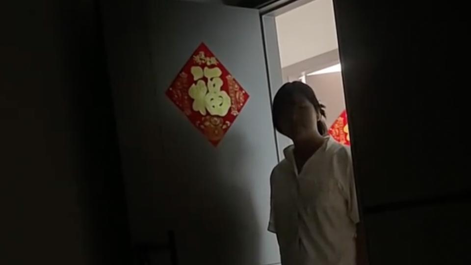 女儿考倒数第一，安徽爸爸没有一句责备，11个字让网友红了眼眶