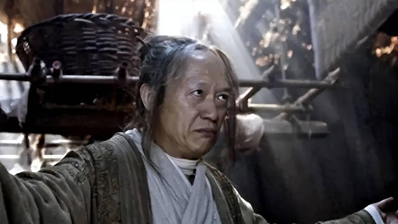 一汉人给清朝献剃发令致死数百万，孙辈被奸杀，自己被肢解