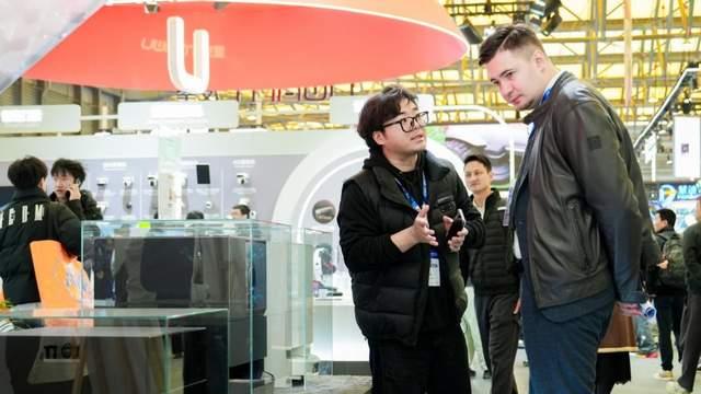 沉浸式体验萤石Stella星辰系列：AWE2026现场解锁清洁机器人6.0时代新体验