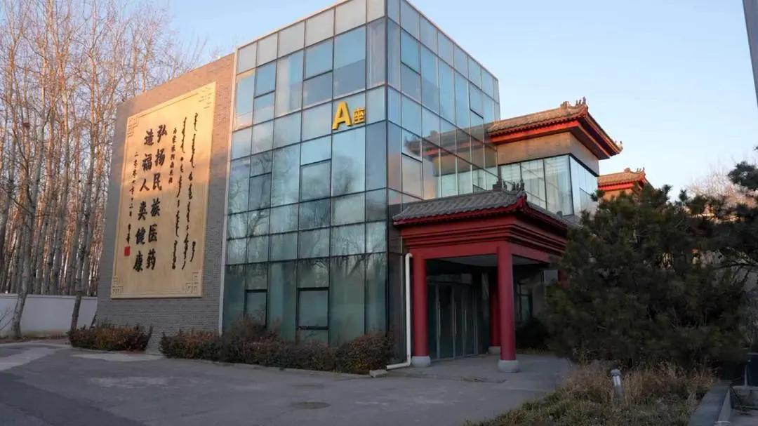 李亚鹏持续刷屏！全网绷不住了