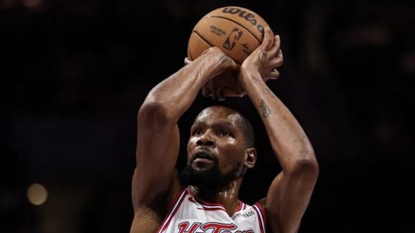 436场30+！杜兰特连超马龙+诺天王，两项历史排名再攀升