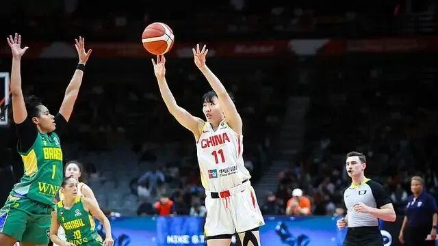 韩旭爆发！中国女篮击败巴西女篮！宫鲁鸣赛后收3好消息