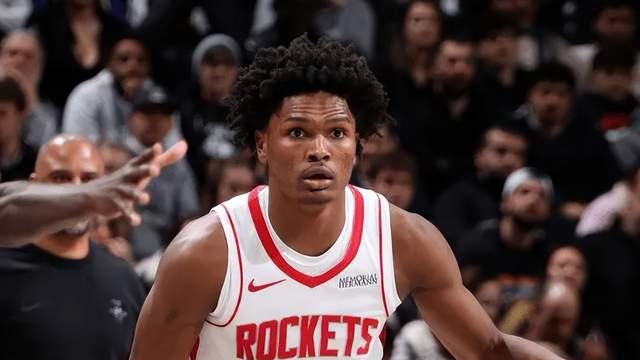 4连胜！杜兰特22+11，阿门23+4，火箭迎甜蜜赛程，申京也如梦初醒