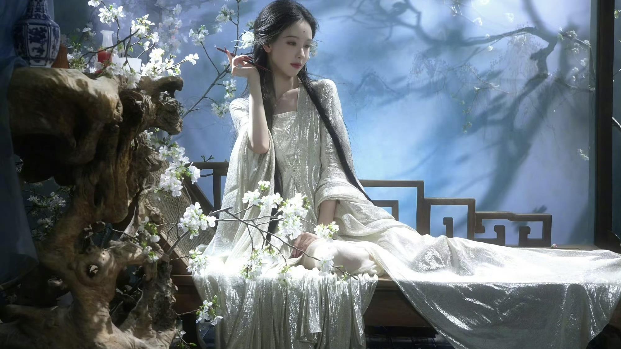 陈都灵狐妖大片封神！从“剧宣翻车”到“视觉革命”，她用实力打了谁的脸？