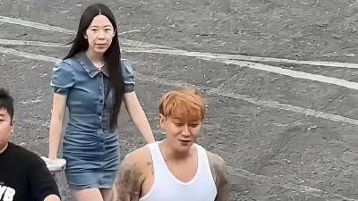 黄子韬婚后胖到184斤："幸福肥"上热搜，这届网友为何不骂反祝福？