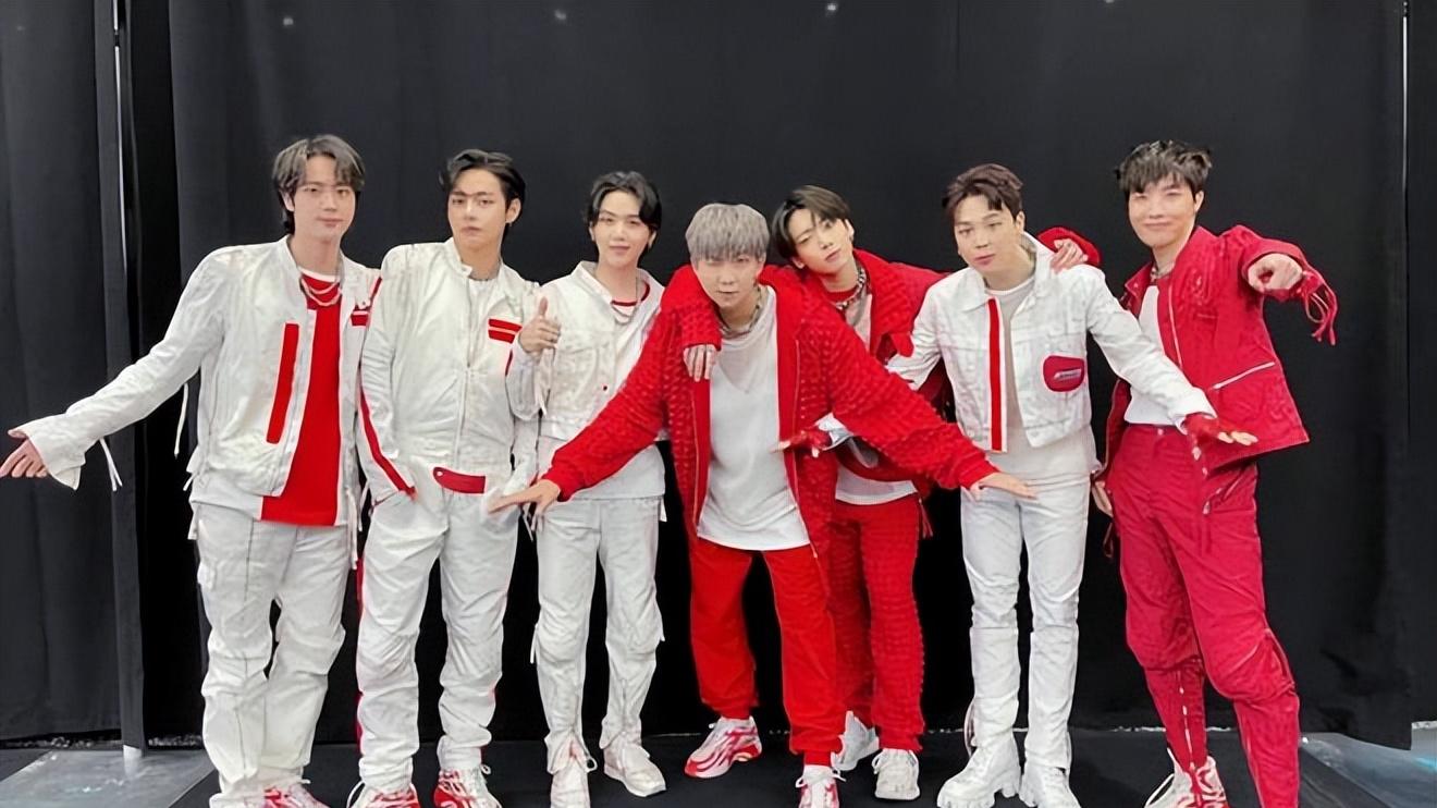 不是奇迹，是约定！BTS全员回归，万人演唱会免费开唱！