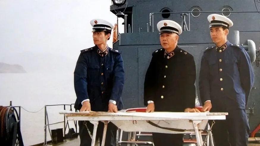 廖锡龙从一个基层士兵成长为一个战功赫赫的将军