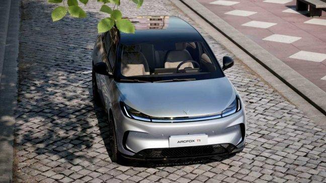 零醛零苯座舱成卖点！极狐T1健康环保设计仅6.88万起