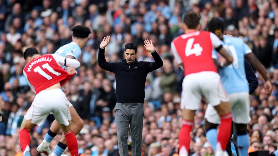 敢接么？以进球数登顶榜首，曼城给枪手下了封最公平、最残忍的战书