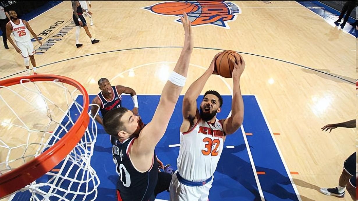 快船领先半场竟崩盘！哈登空砍23+9，纽约三巨头合砍66分