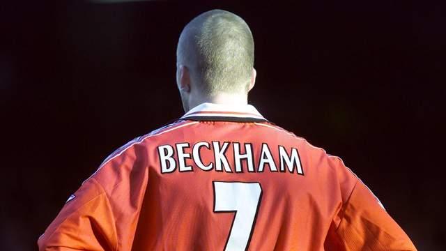 曼联卡里克回归弗格森时代大斜线制导撕裂防线，客场复仇埃弗顿！