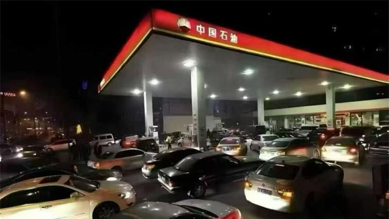 油价重回“9元时代”，比亚迪插混省油省钱更省心