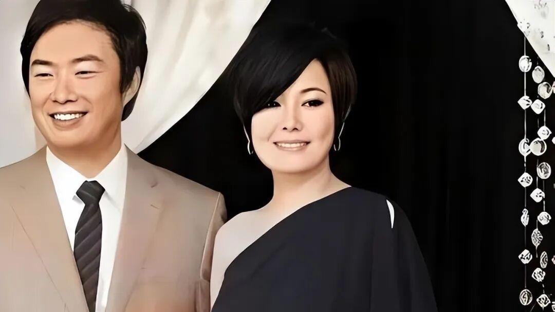 70岁费玉清近况曝光！与56岁知己相依为伴，无儿无女一生痴等一人