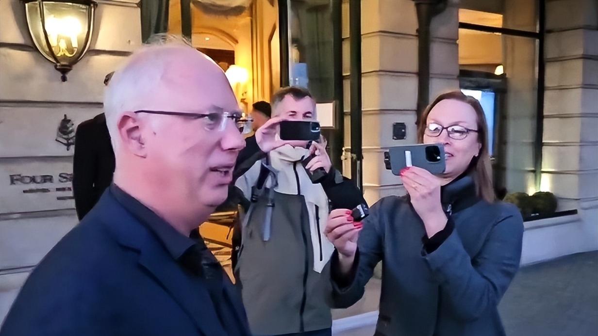 谈判桌全是坑！日内瓦两场大戏，特朗普底牌曝光