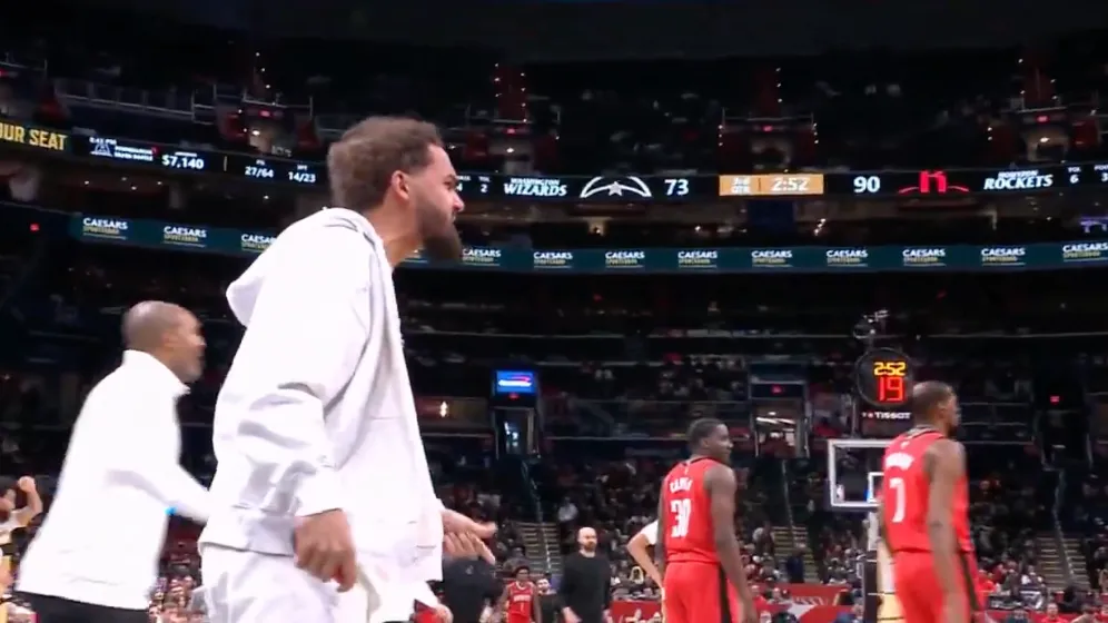 0分0板0助1T！我杨第1次登场，这2换1的交易，超值啦