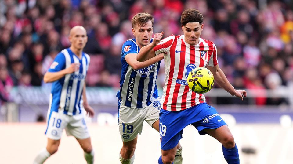 巴萨瞄准马竞锋霸阿尔瓦雷斯，计划今夏补强9号位