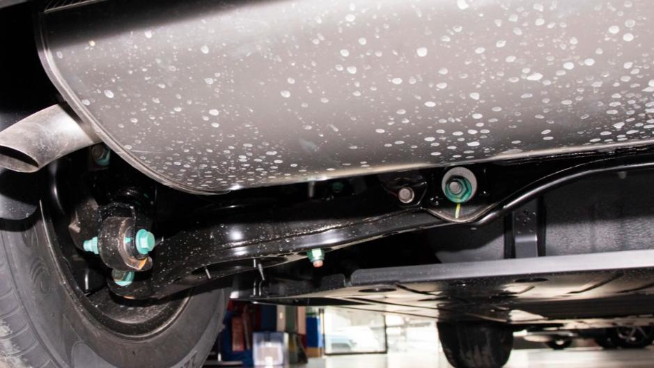 细节焕新更懂家用，海豹06 DM-i值得入手，平顺省油是核心优势