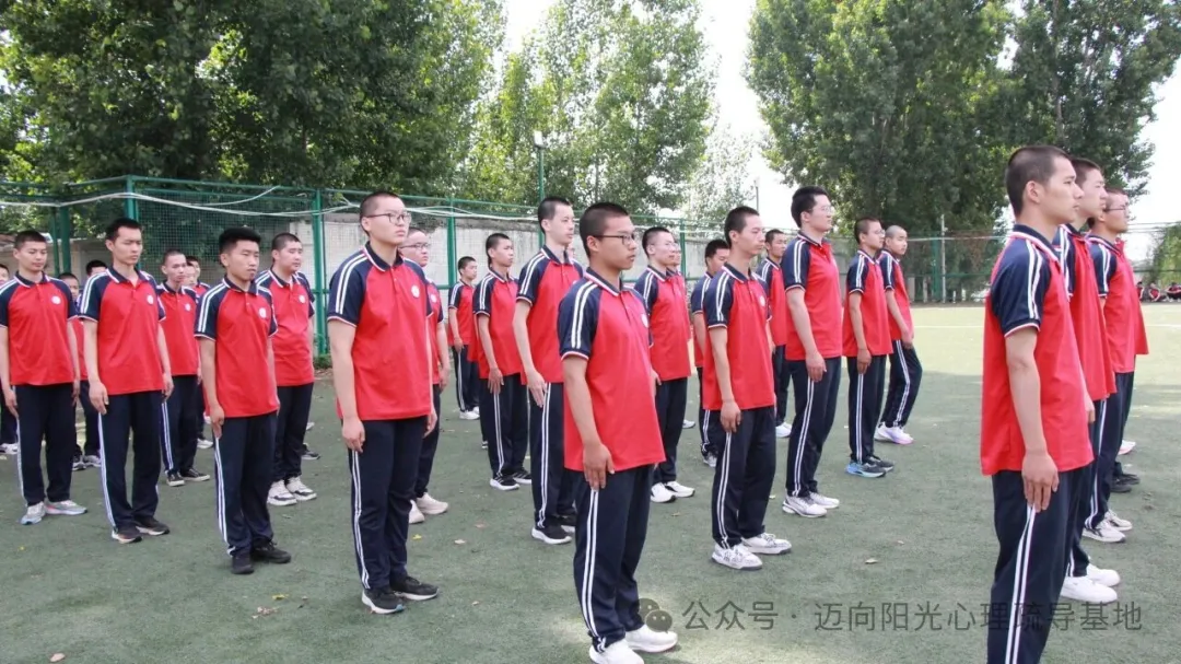 青春期孩子出现哪些信号说明需要专业帮助？【迈向阳光】