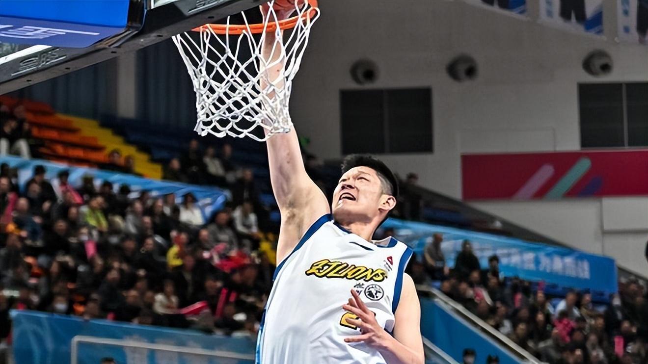 30分钟18铁！球迷说：无限开火权也得有个度吧