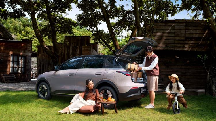 累计60万车主达成！吉利星愿全系升级，标配宁德电池+70L前备箱