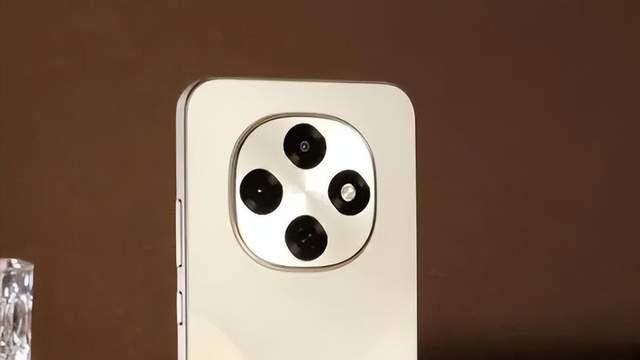OPPO A7 Pro Max手机曝光：内置10000mAh电池！