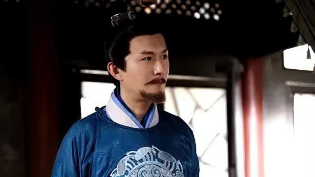 安史之乱中，史思明为何先投降唐朝，后来又再次叛变呢？