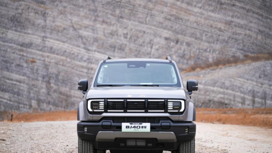 周末“撒野”新选择：BJ40增程元境智行版来救场