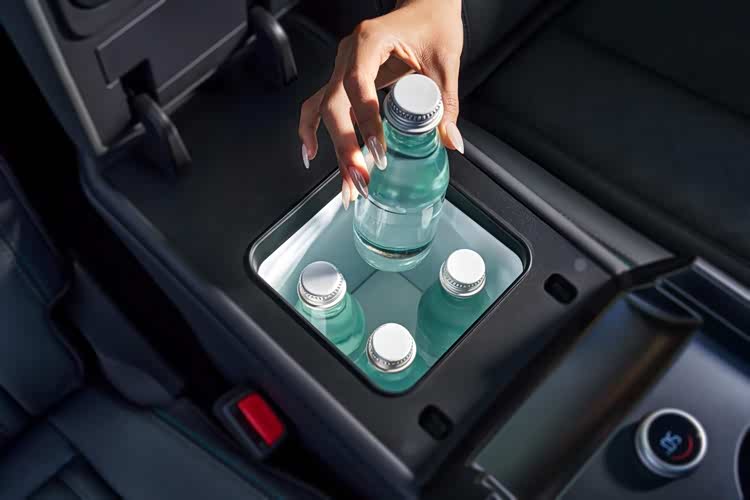 插混电力再加码，比亚迪秦家族长续航上市，产品力提升，售价厚道