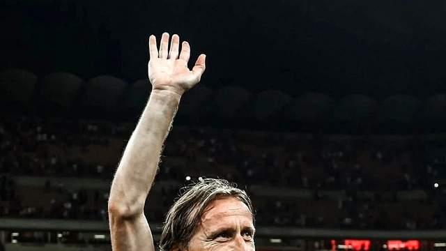 为红黑信仰倾其所有！40岁莫德里奇全勤领航米兰复兴