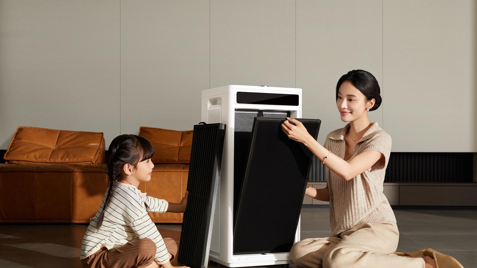 IAM重磅亮相鸿蒙智选伙伴峰会，以行业首款塔式无耗材智能空气净化器X5Ultra引领智家未来