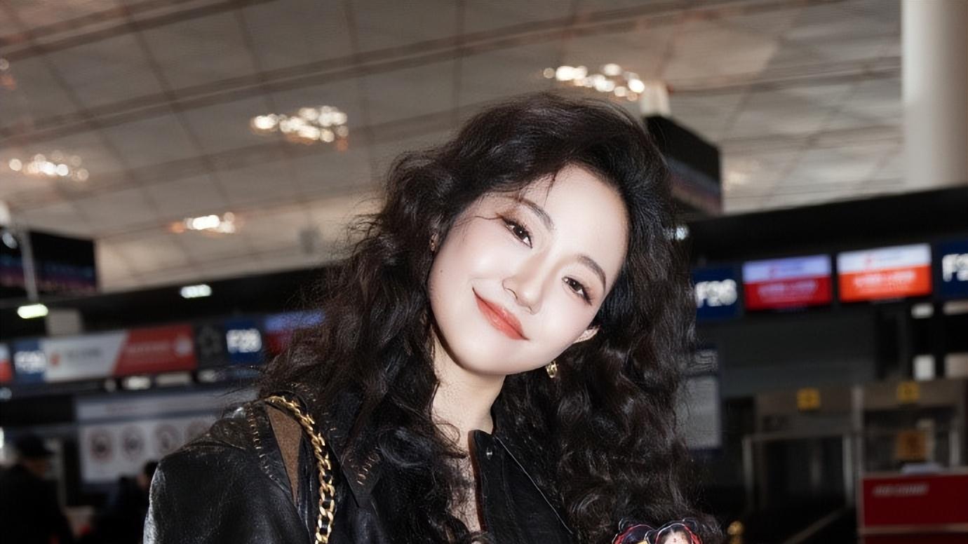 “乘风破浪的姐姐”第七季，90后又美又飒的姐姐背景大公开！