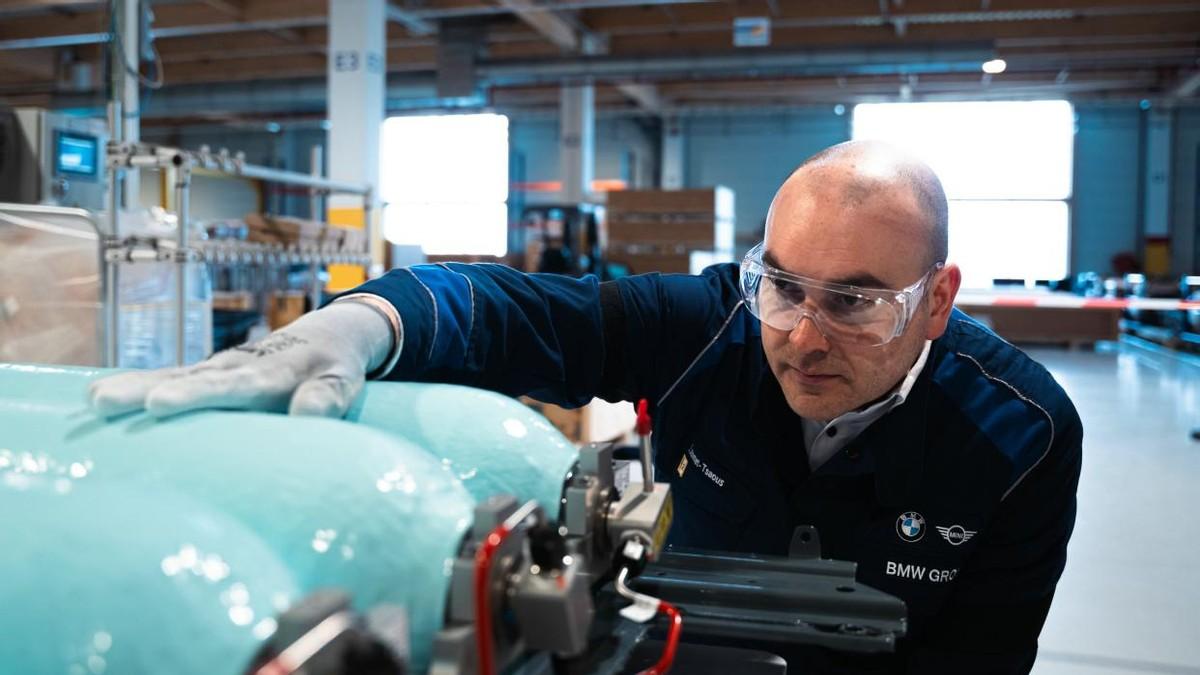 宝马发布创新BMW氢能扁平化储存系统 将应用于全新一代BMW X5车型