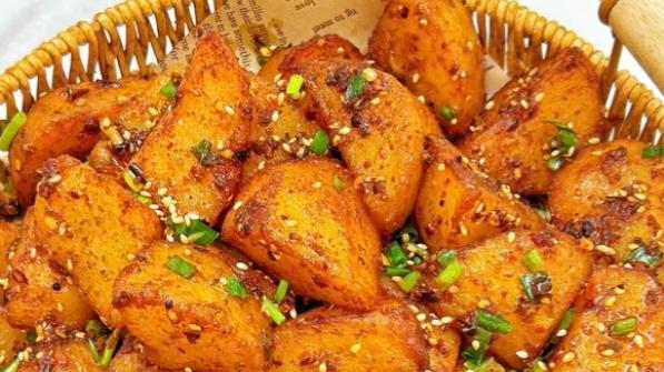 解锁黔西北洋芋风味，拌烤煎炸还原地道乡味