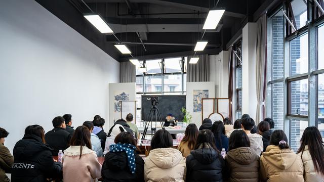 周一壶：齐白石的成就本可以更上一层楼