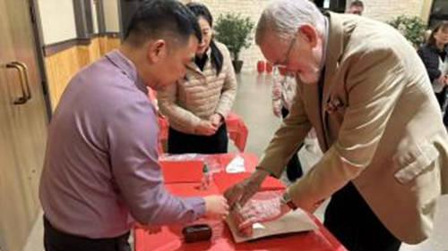 岁月如画，锦绣越洋 ——开封清明上河图研究会赴美文化交流纪实