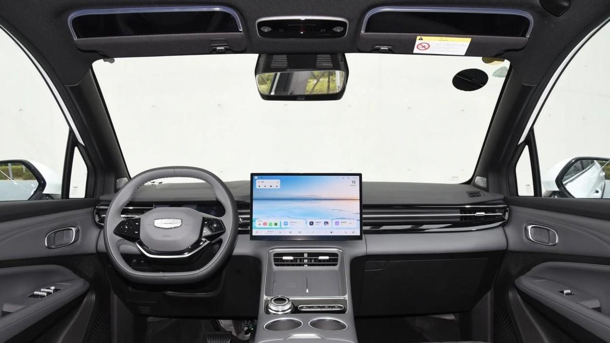 博越用车费钱？博越增程版知晓下，纯电模式可以跑280公里