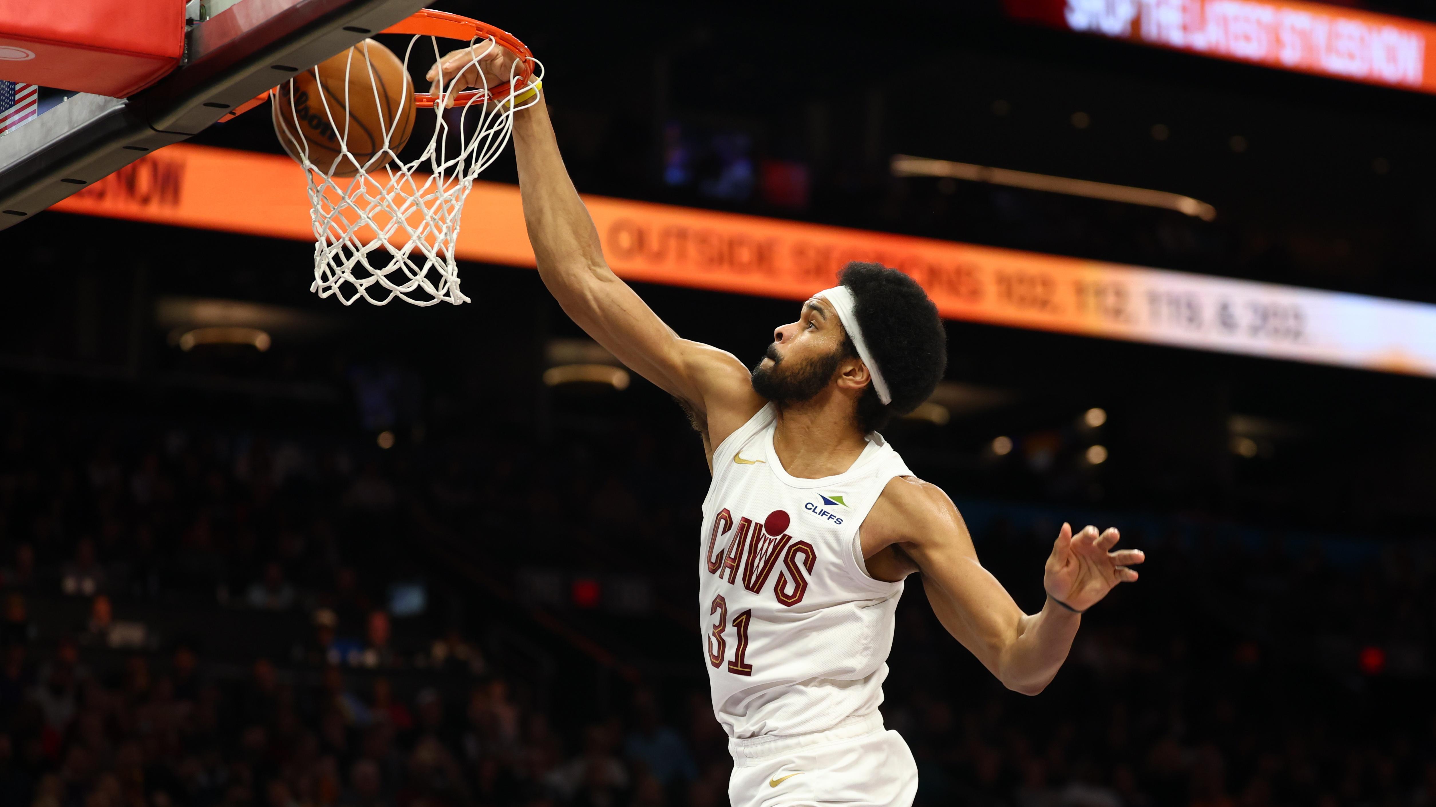 他曾被嘲讽季后赛软蛋还险些被交易 新饼皇上线骑士该庆幸已续约