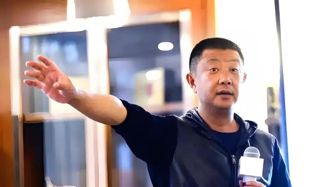 五年蒸发3600亿, 海底捞张勇没法退休