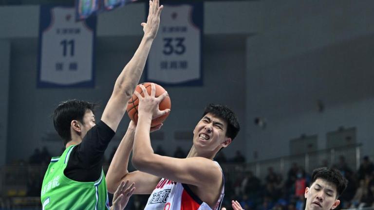 广州加时险胜天津徐昕拿到两双