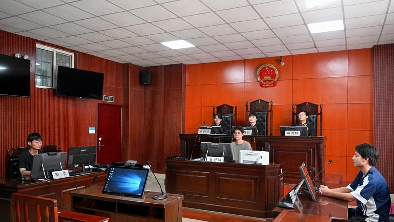 法院是我家，我说啥就是啥，这种想法早该丢弃了