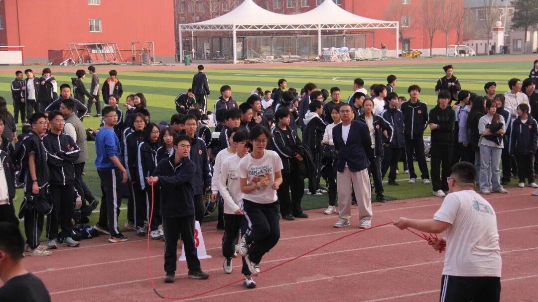 绳彩飞扬展班风——北京市博文学校高中部跳大绳班级联赛圆满举行