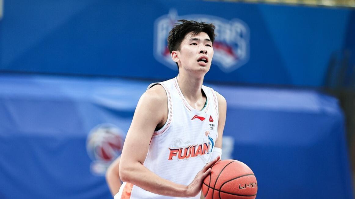 25+10打爆首钢！邹阳早打破质疑成人生赢家 郭士强该给他一次机会