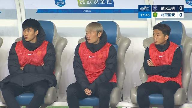 国安多亏留下王刚，19岁小将首秀亮眼，提前换下2将留力京鲁大战