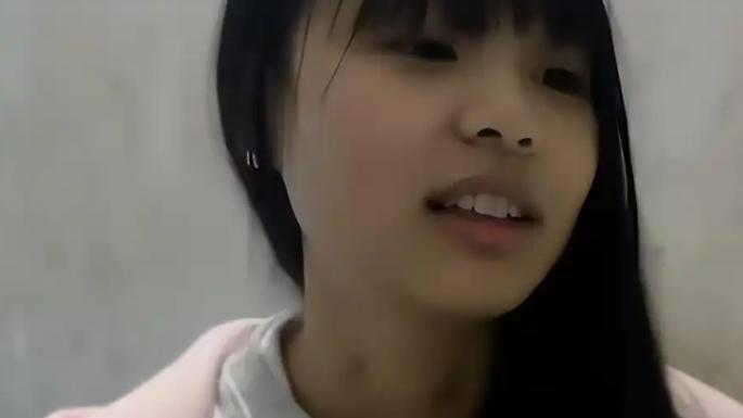 “脖子上已经有草莓了”, 把女儿当公主养，她就能避开渣男吗？