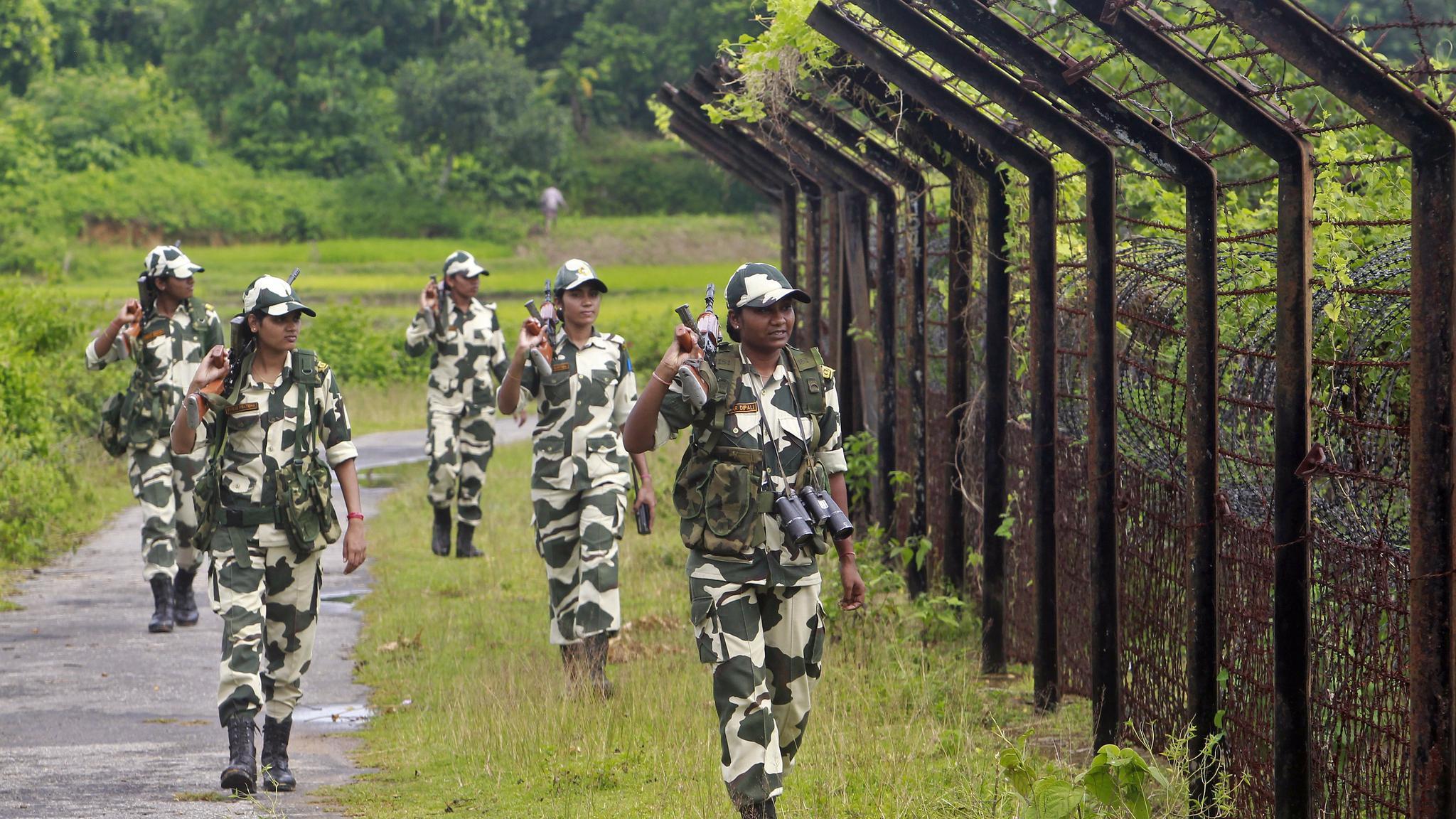 莫迪政府又出昏招了，边境放毒蛇鳄鱼防偷渡，人道灾难要来了？